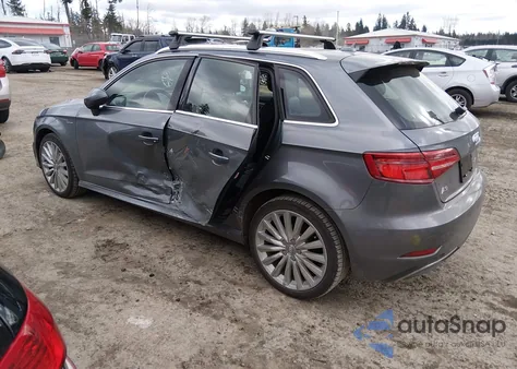 2017 Audi A3 E-Tron 1.4T Premium z USA, uszkodzony, nr VIN WAUTPBFF4HA134240